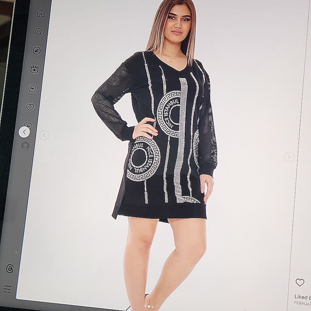 Knock out party or club dress. Can be worn casual with sneakers. Suze large.